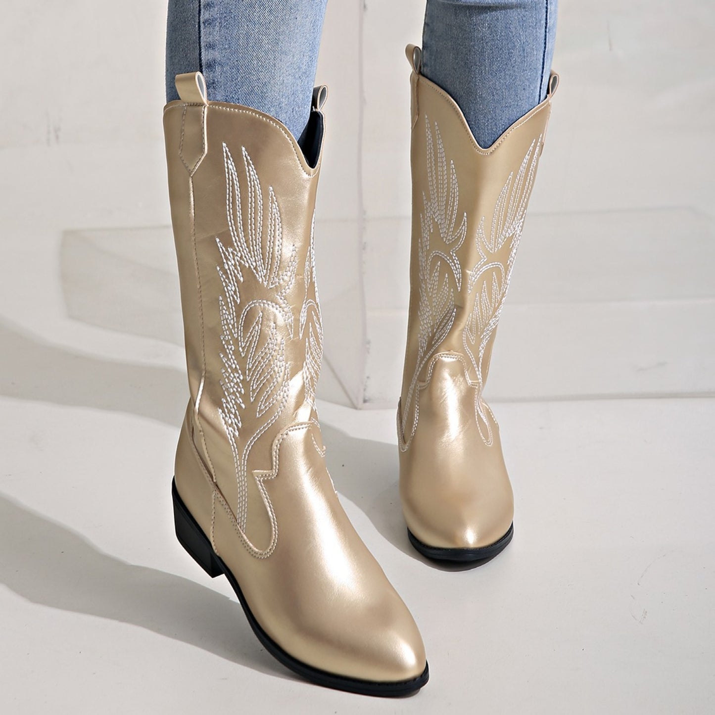 Embroidered Point Toe Block Heel Boots