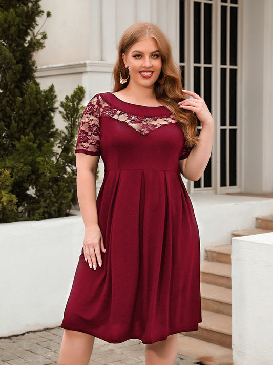 Plus Size Ruched Round Neck Short Sleeve Dress